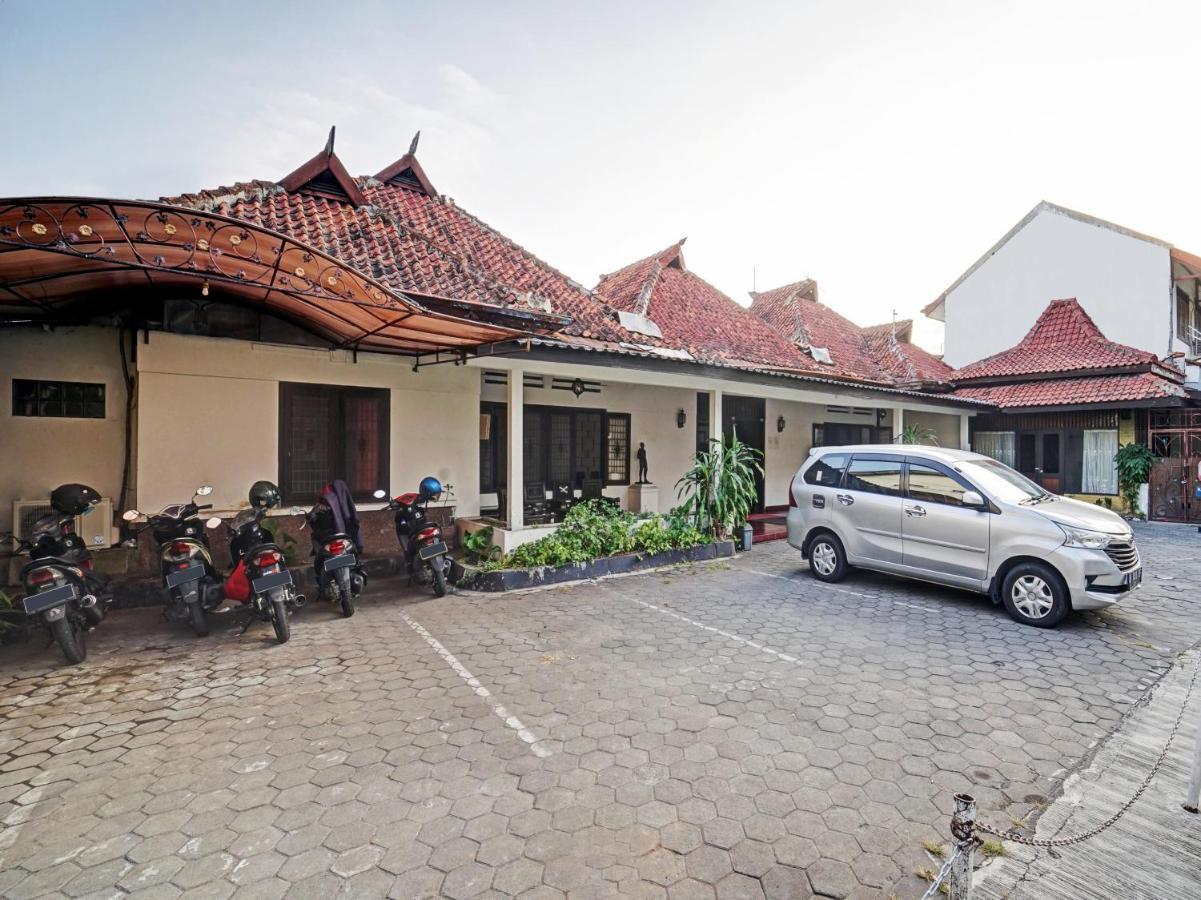 Oyo 90676 Oryza Hotel Yogyakarta Exterior foto